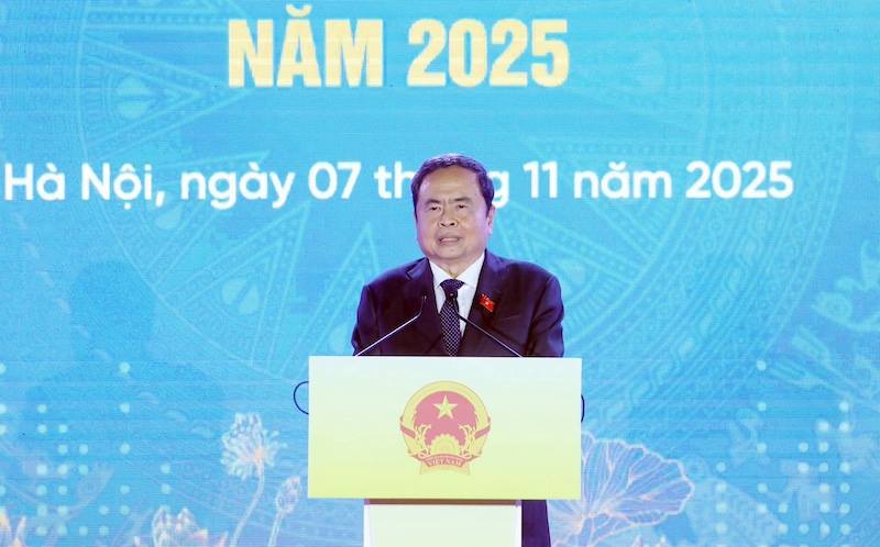 អង់គ្លេស៖ ព័ត៌មាន